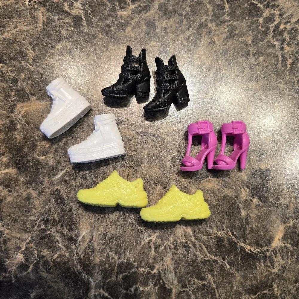 Mattel Barbie‎ Shoes 4 Pairs